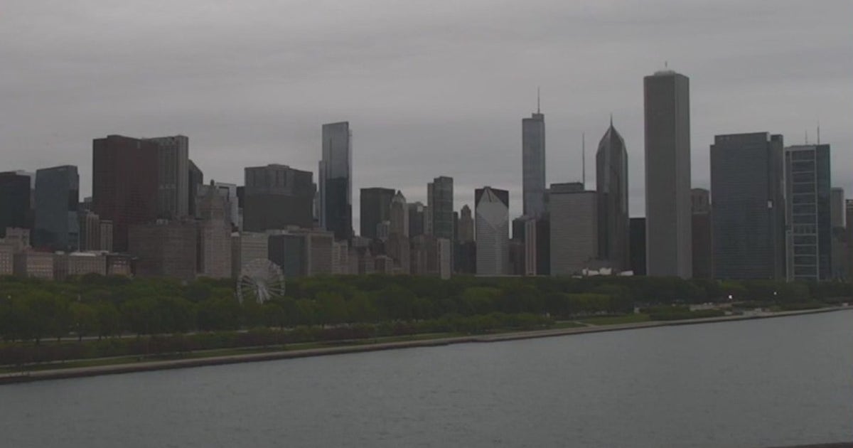 Chicago weather: Chilly rain lingers as frost threat returns tonight