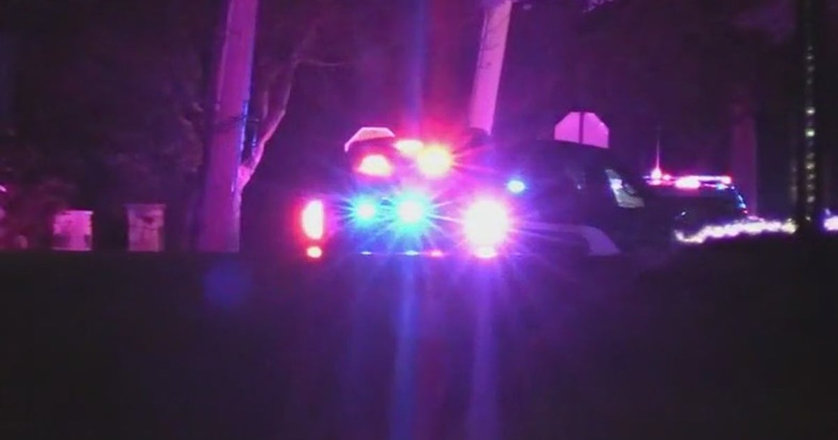 Two women killed, infant critically injured in Winnetka crash | FOX 32 ...