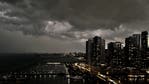 LIVE UPDATES: Severe storms roll into Chicago area — hail, tornadoes possible