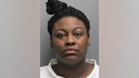 Woman charged with attempted murder after allegedly stabbing her children on Chicago's South Side: police