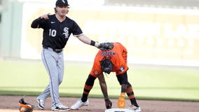 Holliday and Mateo homer as Orioles defeat White Sox 4-2 to clinch series win