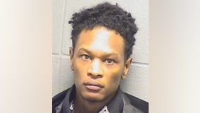 Chicago man accused of stealing mail, forging checks, and using counterfeit postal keys