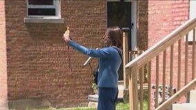 New pope's childhood home draws crowds, hope in south suburban Dolton