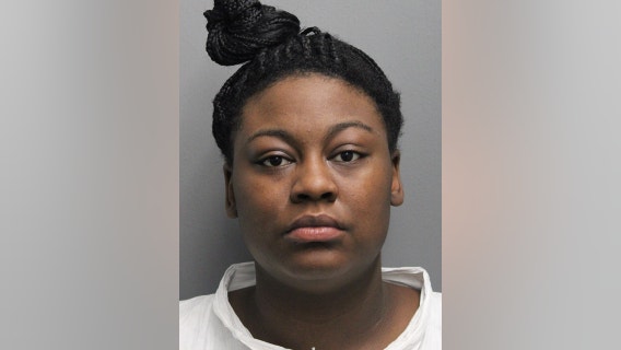 Woman charged with attempted murder after allegedly stabbing her children on Chicago's South Side: police