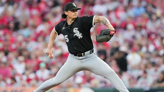 Davis Martin helps the White Sox beat the slumping Reds 4-2