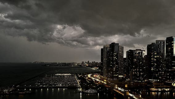 Chicago weather: Powerful winds, large hail blow through area