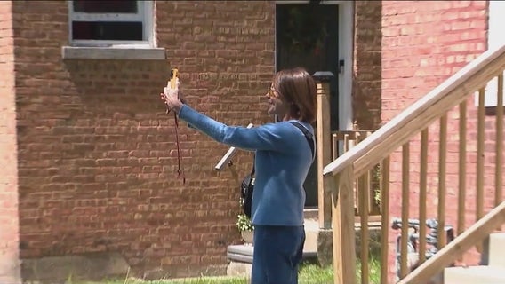 New pope's childhood home draws crowds, hope in south suburban Dolton