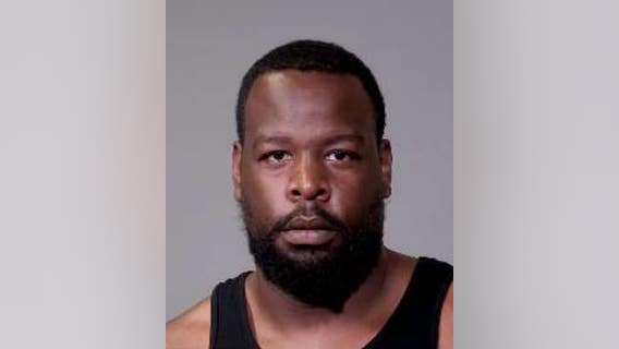 Texas man stole nearly $600 from vendors at Joliet racetrack, police say