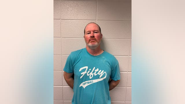 Chicago-area teacher accused of sharing child porn, student photos with pedophiles ordered detained