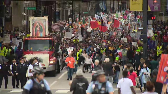 Chicago May Day march: Thousands rally in support of workers' rights, immigrant protections