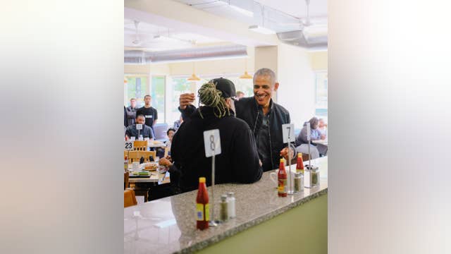 Former President Obama visits Chicago to finalize Obama Presidential Center details