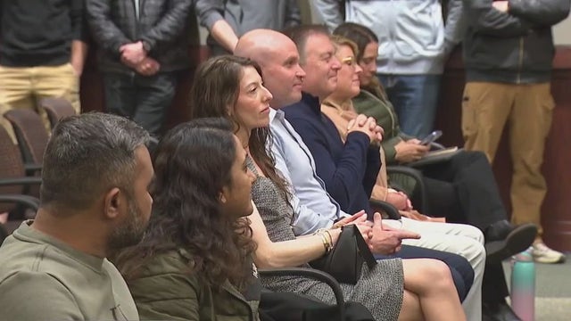 Arlington Heights board meets as Bears eye suburban stadium site again