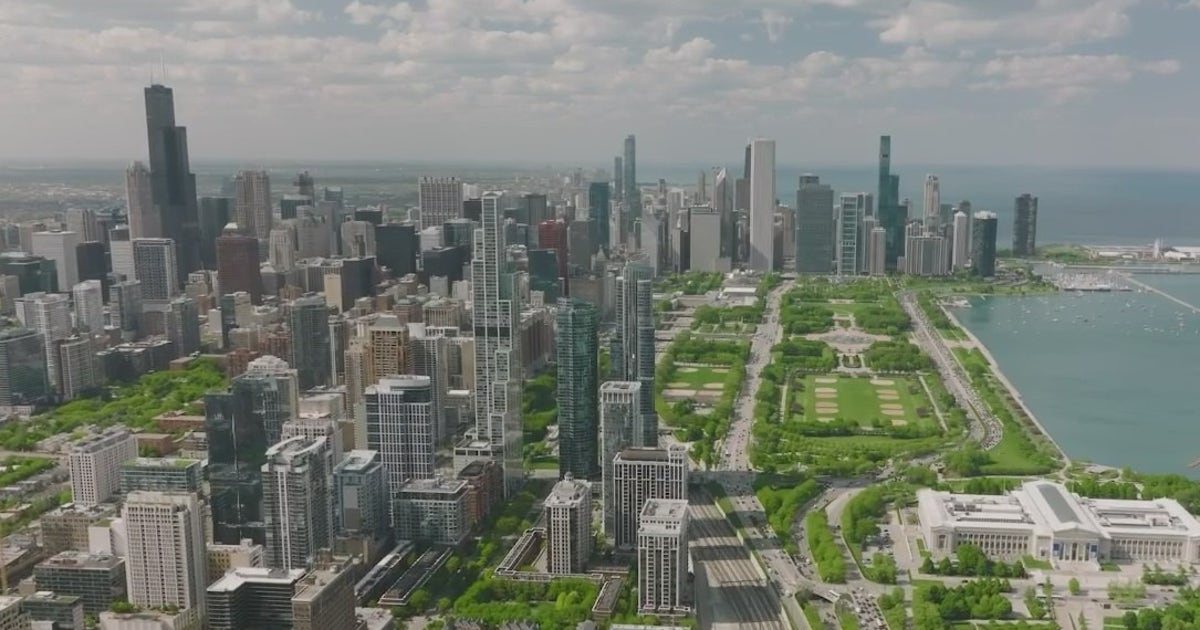 Chicago could see near-record warmth today