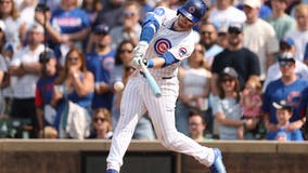 Happ hits a game-ending single in the 10th as the Cubs top the Pirates 3-2