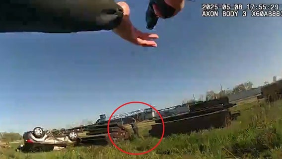 Video shows Chicago police fatally shoot man during gun battle following chase into Indiana