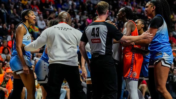 Chicago Sky beat Sun 78-66 behind Reese’s triple double, Van Lith’s career-high 16 points
