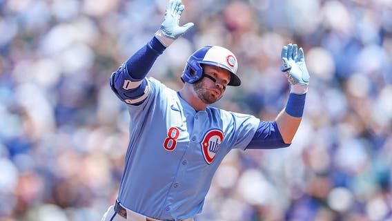 Raleigh to homers twice to spoil Sammy Sosa's homecoming in Mariners' 9-4 win over the Cubs