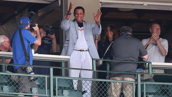 Wrigley gives Sosa a standing ovation, even with the asterisk: Telander