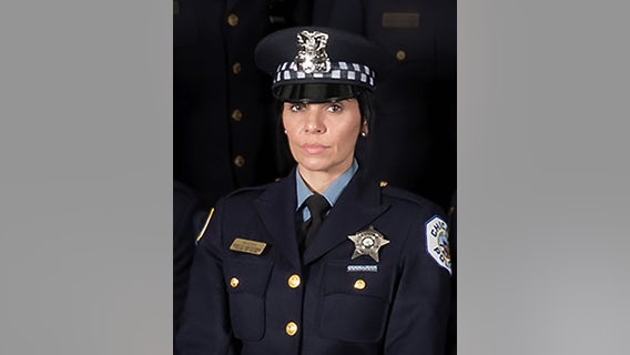Fallen Chicago Police Ofc. Krystal Rivera honored at visitation