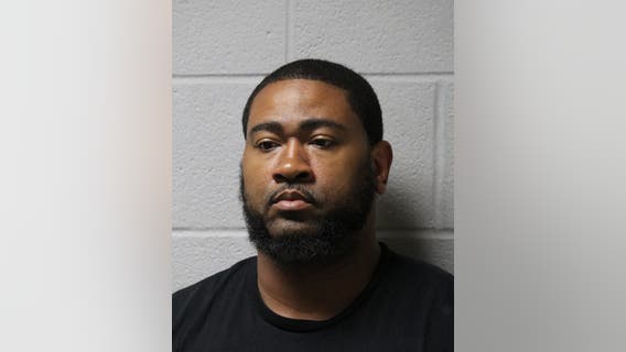 Court document reveals details in Chicago man's alleged sexual abuse of teen girl at chiropractor's office