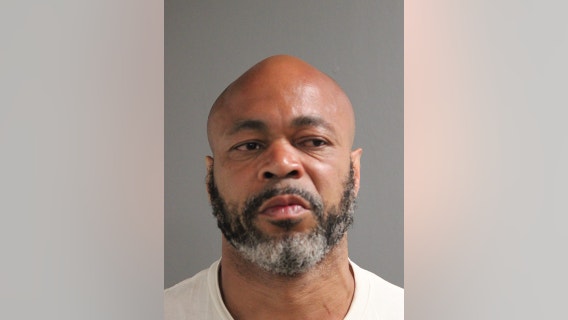 Chicago crime: Suspect battered, injured 36-year-old man, police say