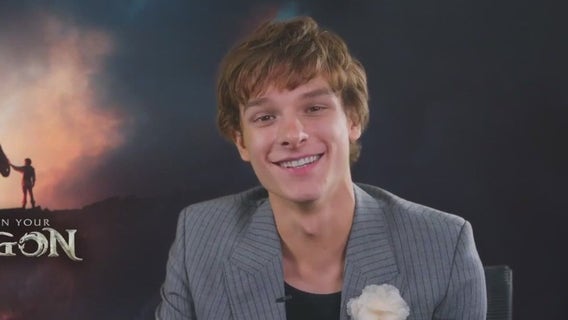 Mason Thames recreates iconic scene in 'How to Train Your Dragon' remake