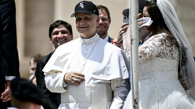 Newlyweds who go viral for giving Pope Leo XIV his Chicago White Sox hat hail from the East Coast