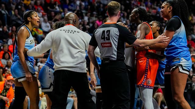 Chicago Sky beat Sun 78-66 behind Reese’s triple double, Van Lith’s career-high 16 points
