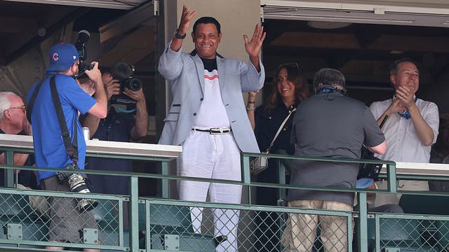 Wrigley gives Sosa a standing ovation, even with the asterisk: Telander