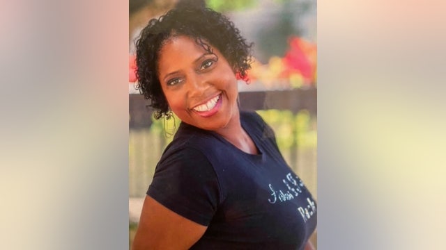 Chicago police officers’ ‘reckless’ high-speed chase led to woman’s death, lawsuit alleges