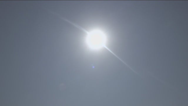 Chicago weather: Heat holds on with only slim rain chances