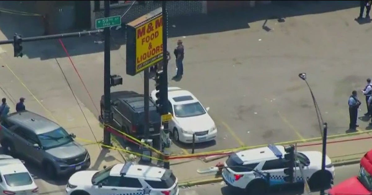 4 men hospitalized after shooting on Chicago's South Side, police say ...