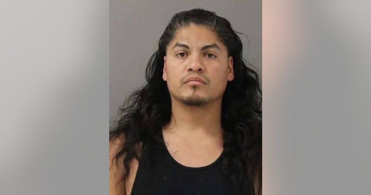 Chicago man charged in Berwyn bar shooting that wounded 3 | FOX 32 Chicago
