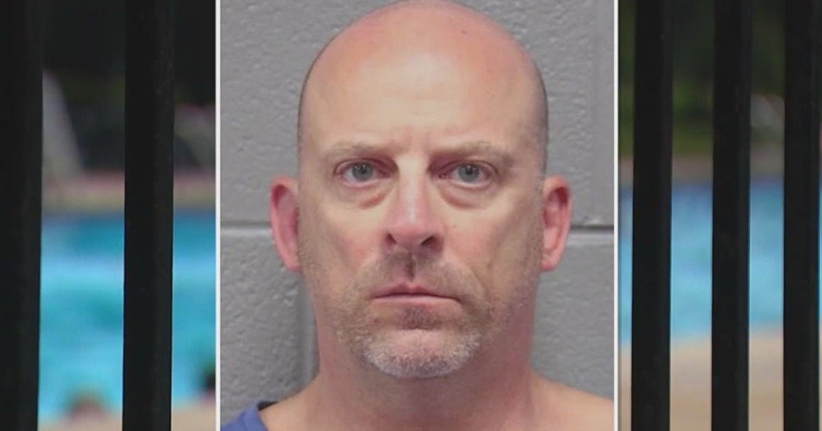 Chicago lifeguard who allegedly shot teens passed all background checks ...