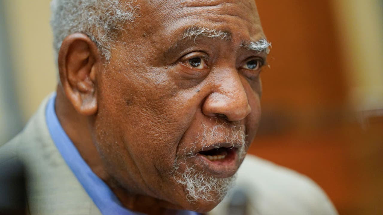 Chicago Rep. Danny Davis, 83, won't seek reelection to Congress, sources say