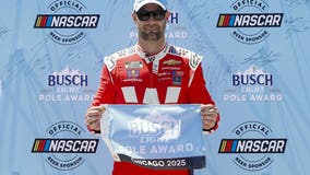 Shane van Gisbergen wins the pole for Cup Series race in downtown Chicago