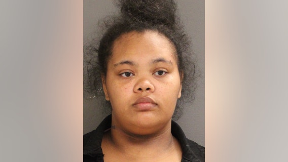 Chicago woman, 4 teens attack CTA rider and use knife to rob victim, police say