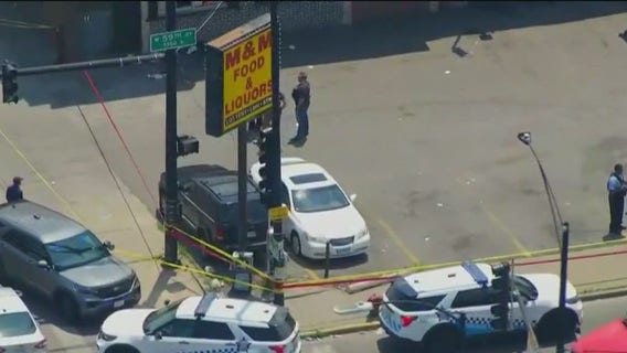 4 men hospitalized after shooting on Chicago's South Side, police say