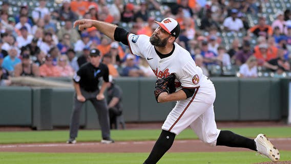Chicago Cubs bolster bullpen, acquire reliever in late-night trade with the Orioles