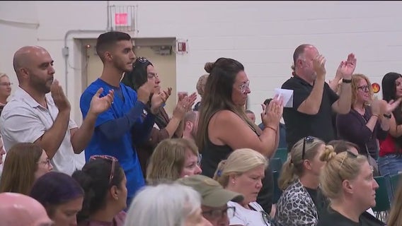 Orland Park school’s hiring of assistant principal under scrutiny from parents