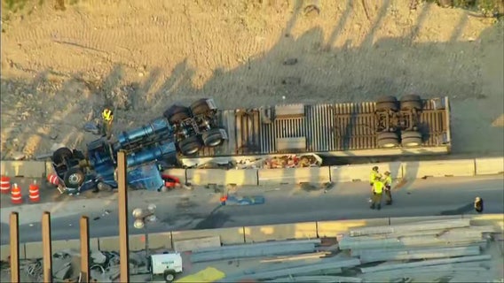Driver dies in rollover crash on I-294 exit ramp to I-290