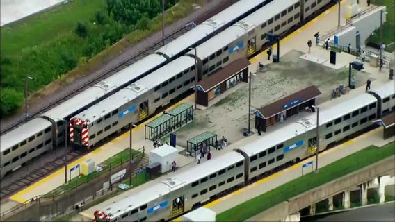 Vehicle hits bridge, disrupting two Metra lines in Chicago
