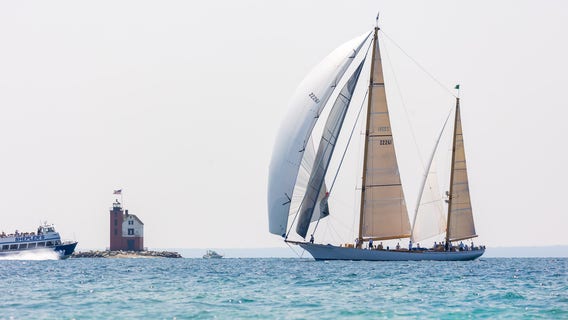 First boat crosses finish line in 2025 Race to Mackinac