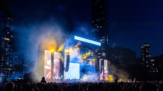 Lollapalooza's main stage is running on batteries but you'd never know it