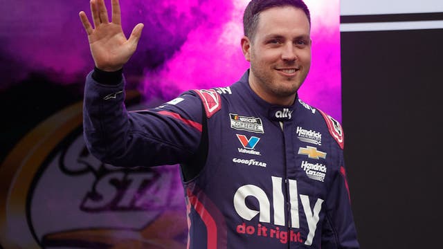 Alex Bowman is looking for a 2nd straight Cup Series win in Chicago