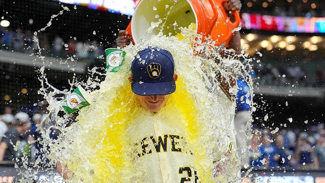 Vaughn emerges as one of league's hottest hitters with Brewers after slumping with White Sox