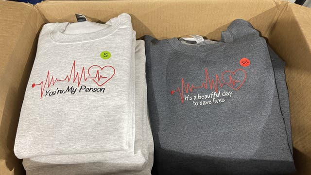 Vendors, fans out thousands as Chicago convention abruptly canceled