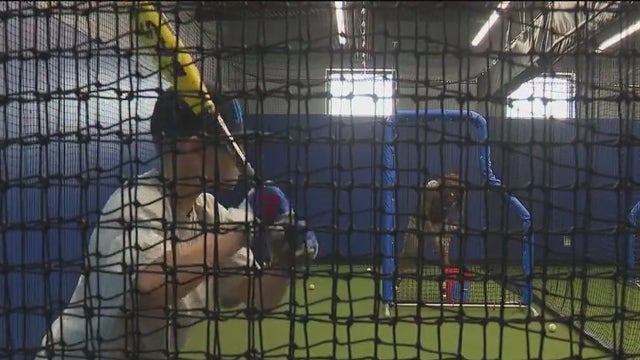 Ex. Chicago Cub Jason Heyward helps young batters hone their skills