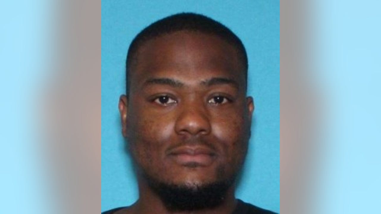 Chicago elementary school teacher accused of sharing, receiving child pornography videos