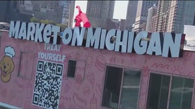 Floating Market on Michigan serves hungry boaters at Chicago's Playpen